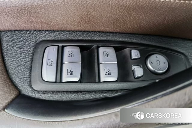 BMW X1 id 4334780 из Китая 13