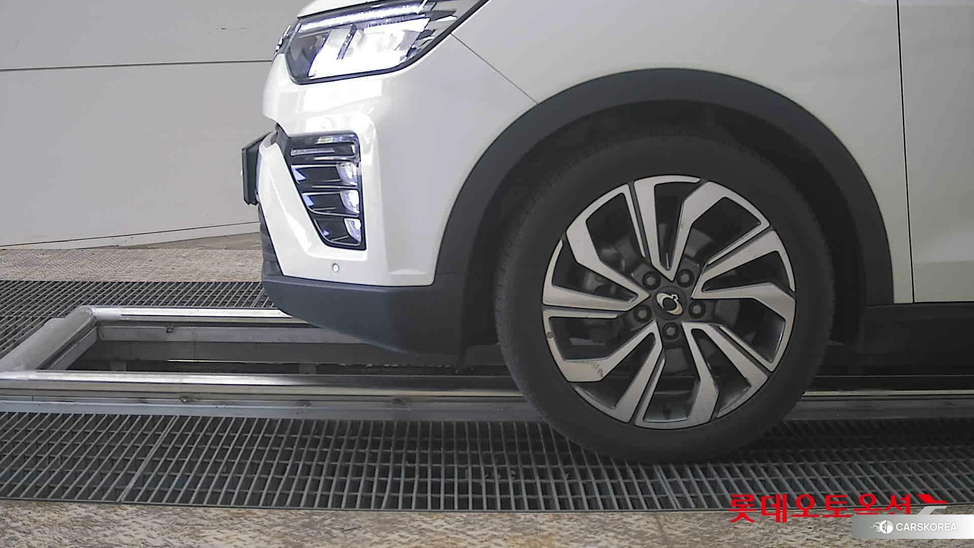 SsangYong Tivoli id 3882202 из Кореи 13