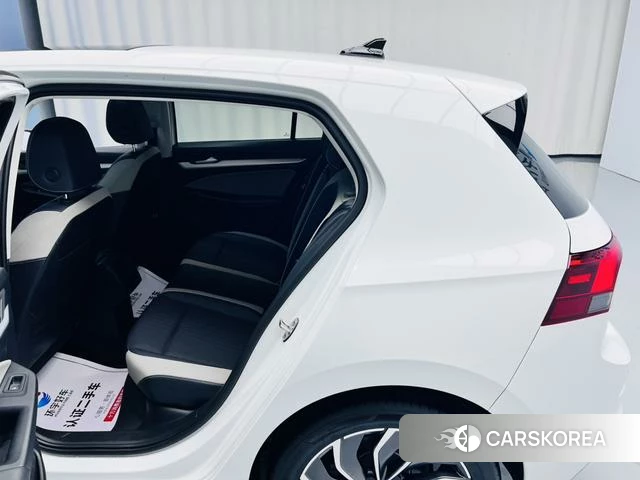 Volkswagen Golf id 4256212 из Китая 13