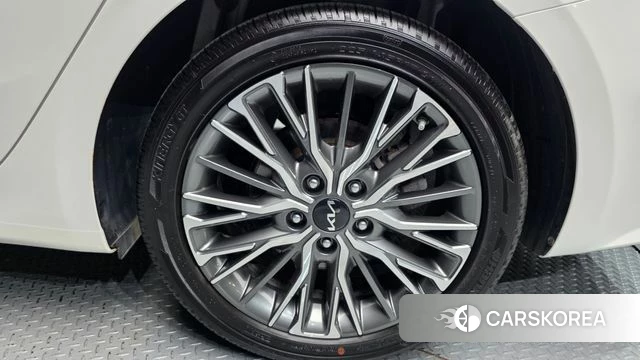 Kia The New K3 2nd generation id 4893998 из Кореи 13
