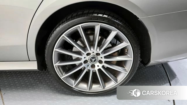 Mercedes-Benz E-Class W213 id 4382548 из Кореи 13