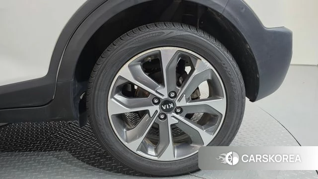 Kia Stonic id 4732617 из Кореи 13