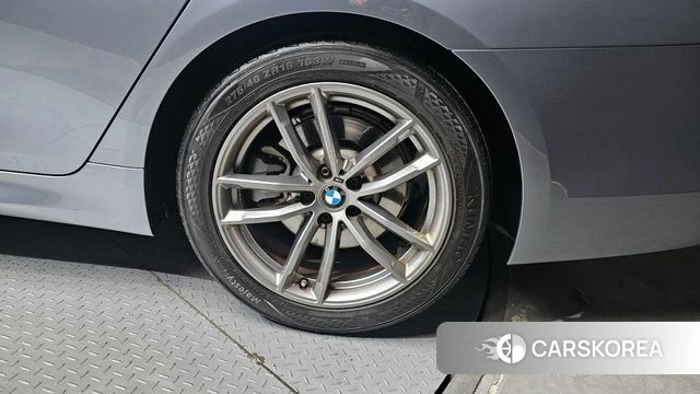 BMW 5 Series (G30) id 4188129 из Кореи 13