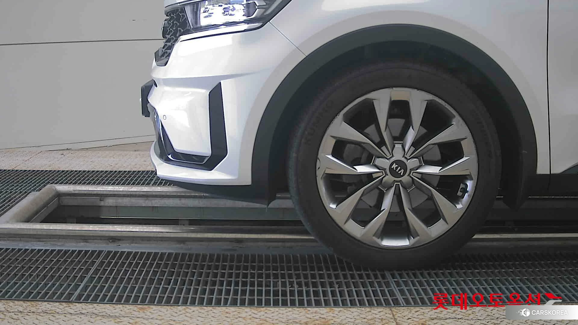Kia Sorento id 4902375 из Кореи 13