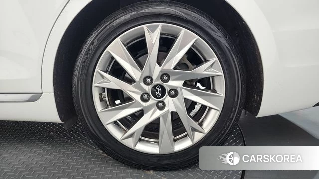 Hyundai The New Grandeur IG Hybrid id 4736721 из Кореи 13