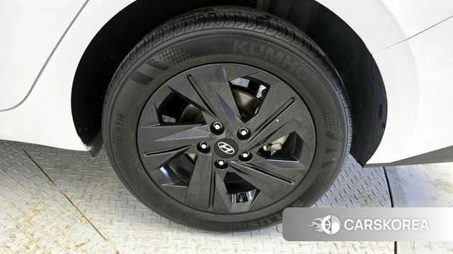 Hyundai Avante (CN7) id 4282229 из Кореи 13