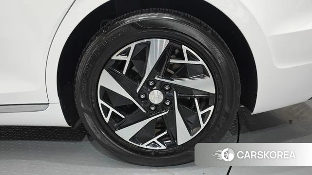 Hyundai The New Grandeur IG Hybrid id 4231953 из Кореи 13