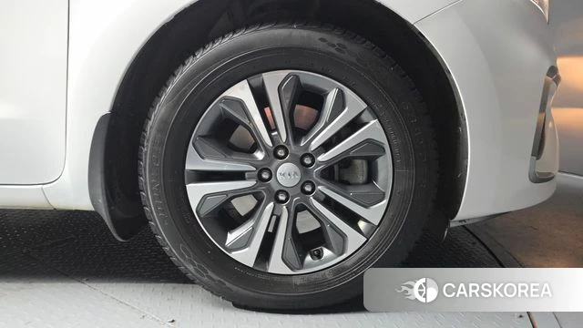Kia The New Carnival id 4459261 из Кореи 13
