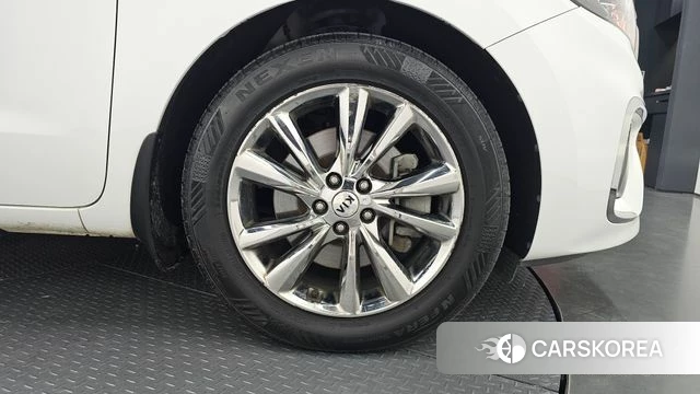 Kia The New Carnival id 4924059 из Кореи 13