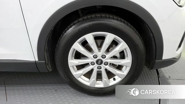 Audi Q3 (F3) id 4195278 из Кореи 13