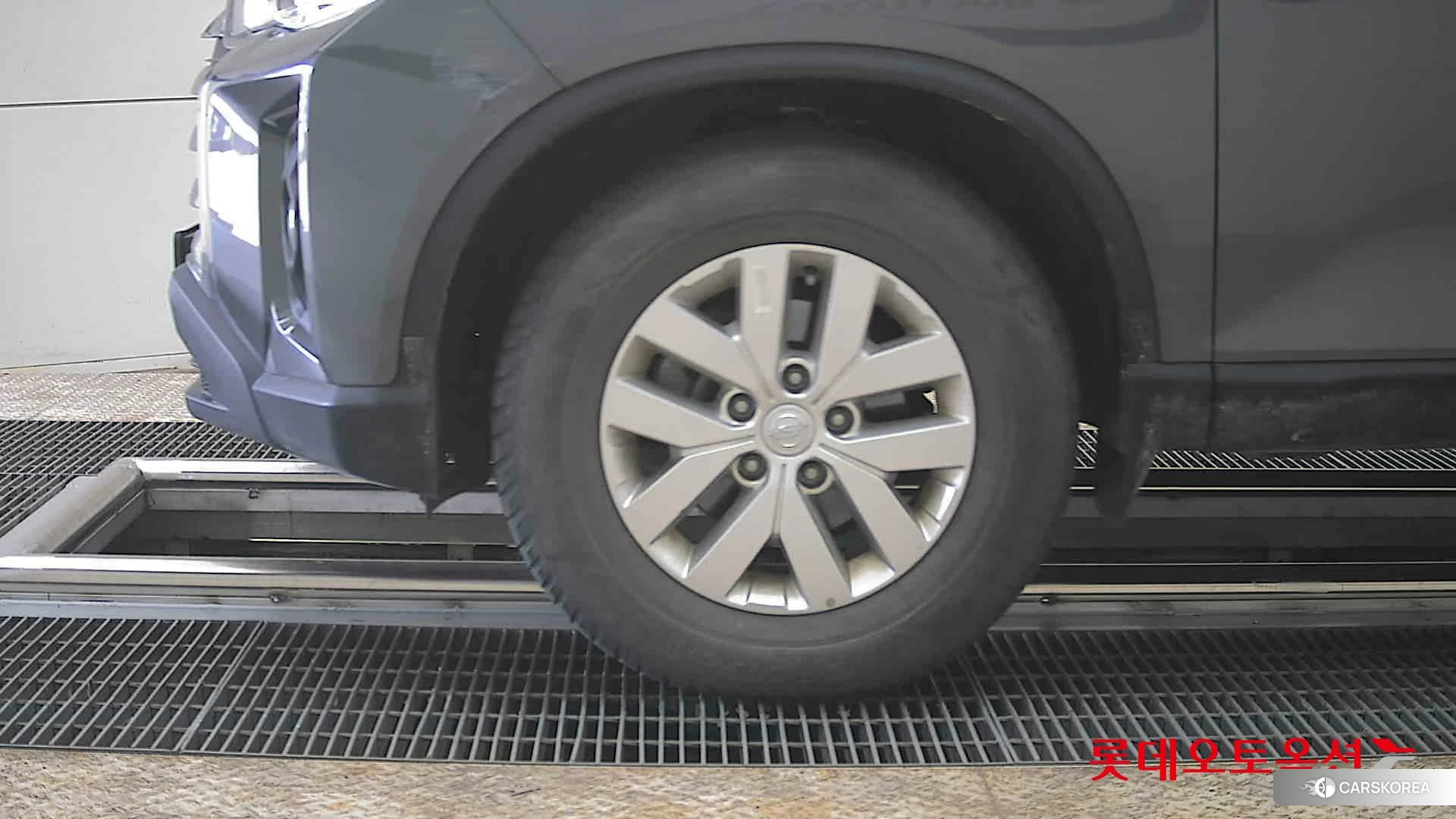 SsangYong Rexton Sports id 3882196 из Кореи 13