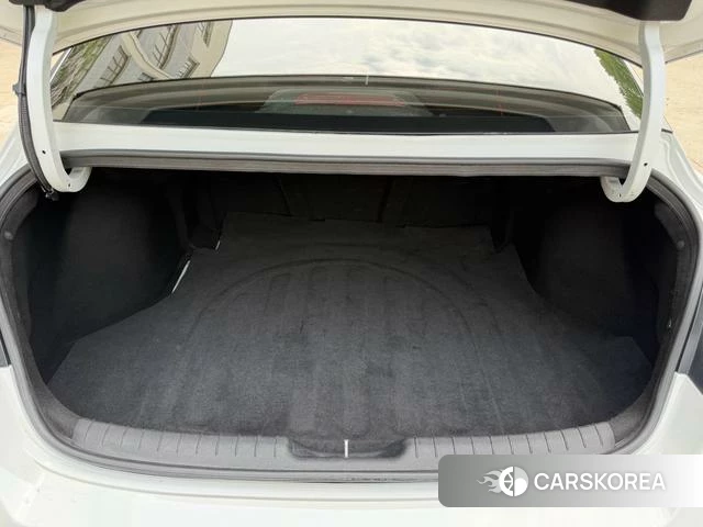 Hyundai Elantra id 4368144 из Китая 13