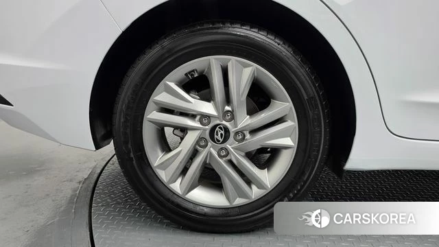 Hyundai The New Avante AD id 4937583 из Кореи 13