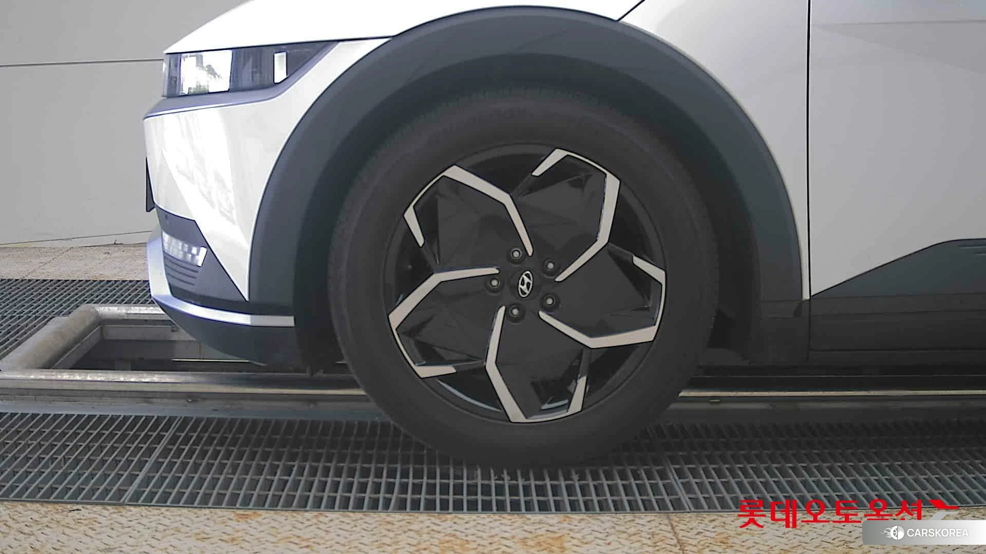 Hyundai IONIQ 5 id 4669149 из Кореи 13