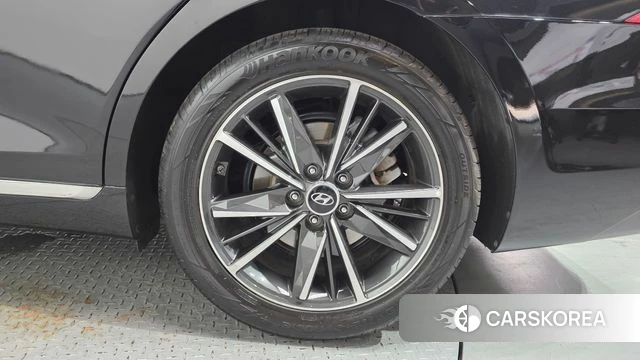 Hyundai The New Grandeur IG id 4330116 из Кореи 13