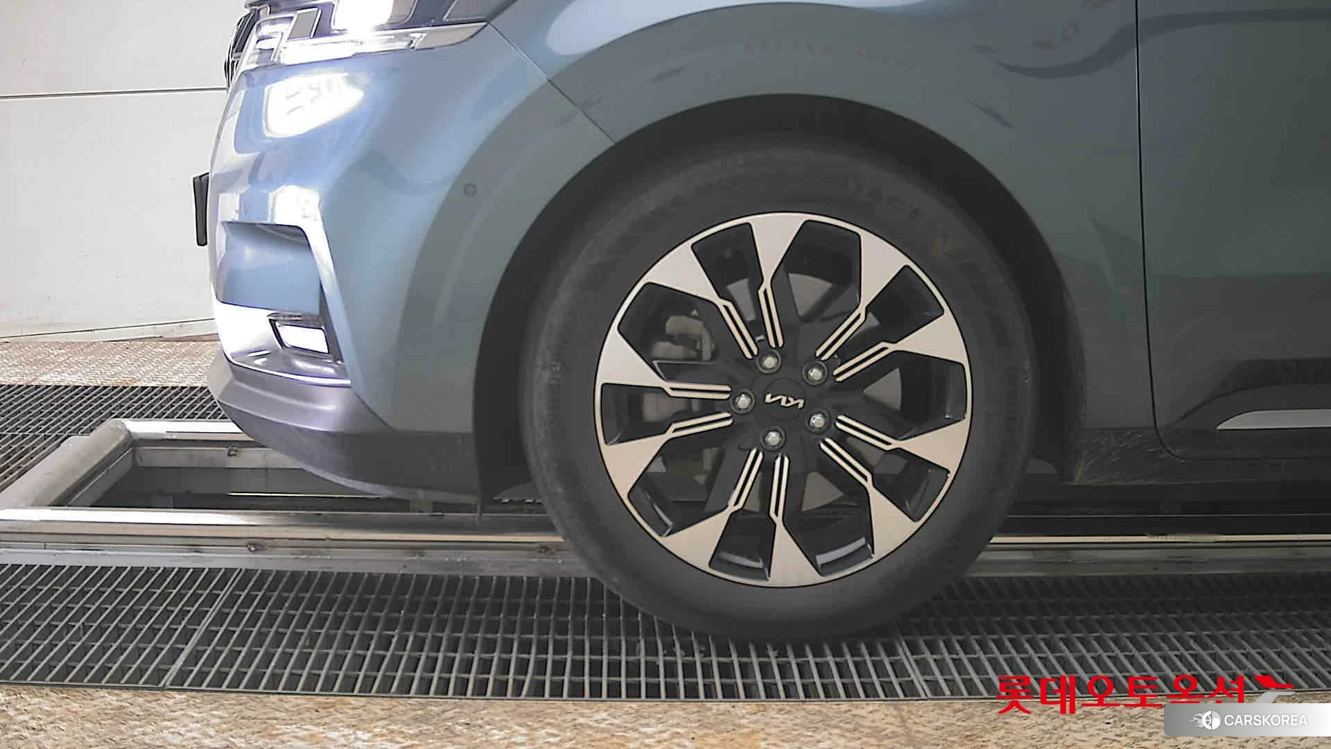 Kia Carnival id 3888400 из Кореи 13