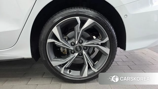 Audi A3 (8Y) id 4506080 из Кореи 13