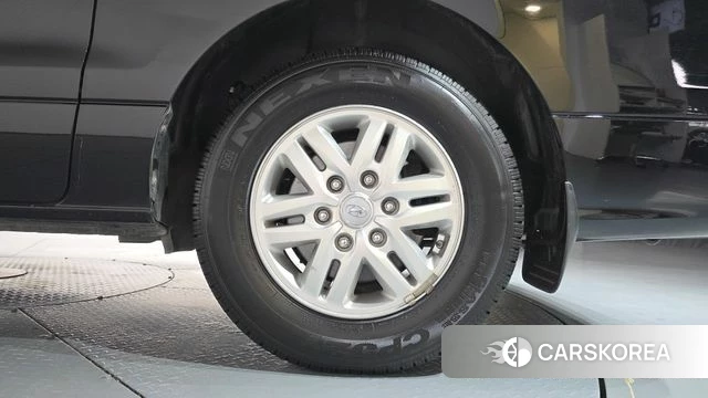 Hyundai The New Grand Starex id 4568487 из Кореи 13