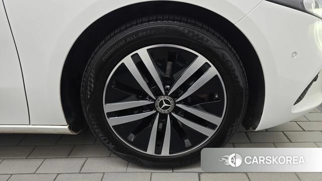Mercedes-Benz A-Class W177 id 4775136 из Кореи 13