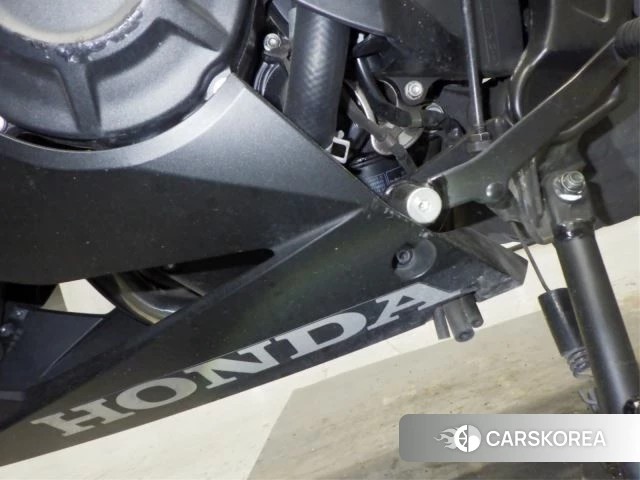 Honda CBR650R id 4184486 из Японии 13