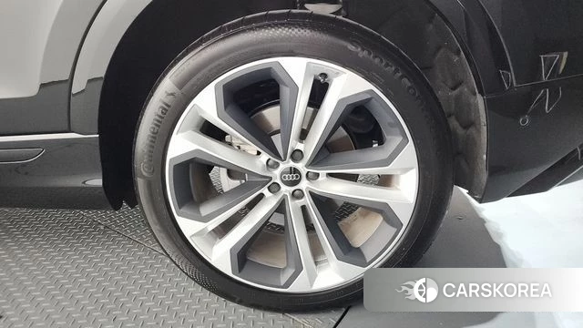 Audi Q8 (4M) id 4644995 из Кореи 13
