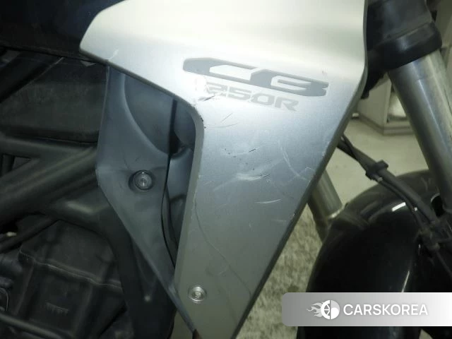 Honda CB250R id 4184445 из Японии 13