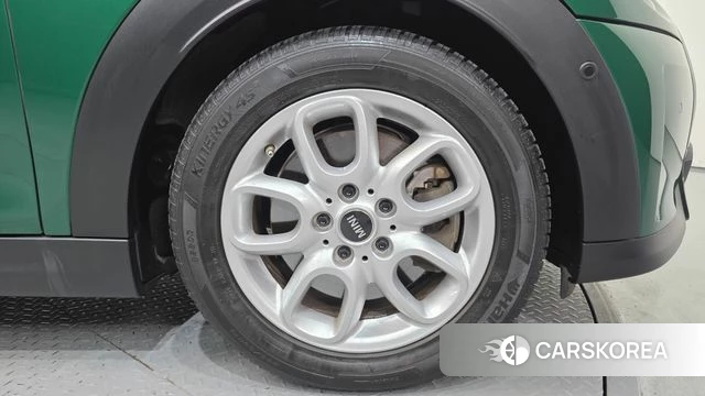 Mini Cooper S Convertible id 4757396 из Кореи 13
