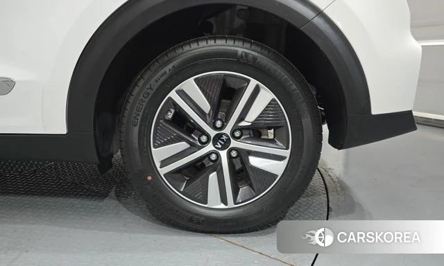 Kia The New Niro id 4936989 из Кореи 13
