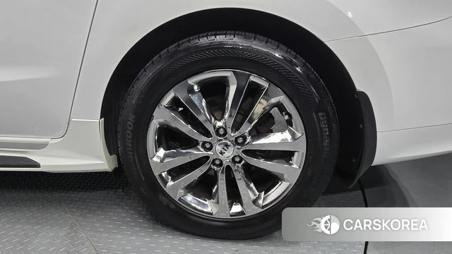 Kia All New Carnival id 4596504 из Кореи 13