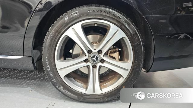 Mercedes-Benz E-Class W213 id 4647522 из Кореи 13