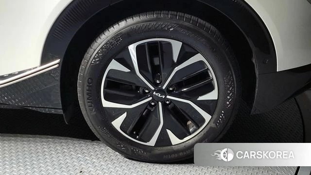 Kia EV6 id 4302844 из Кореи 13