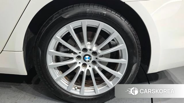 BMW 5 Series (G30) id 4923725 из Кореи 13