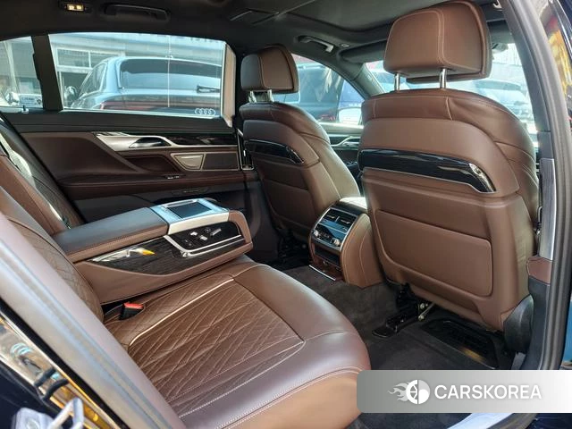 BMW 7 series id 4208701 из Китая 13