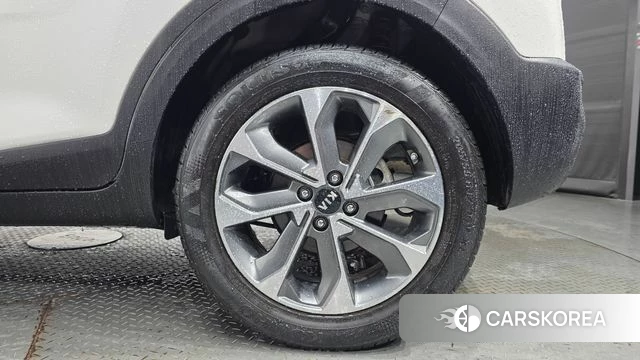 Kia Stonic id 4351244 из Кореи 13