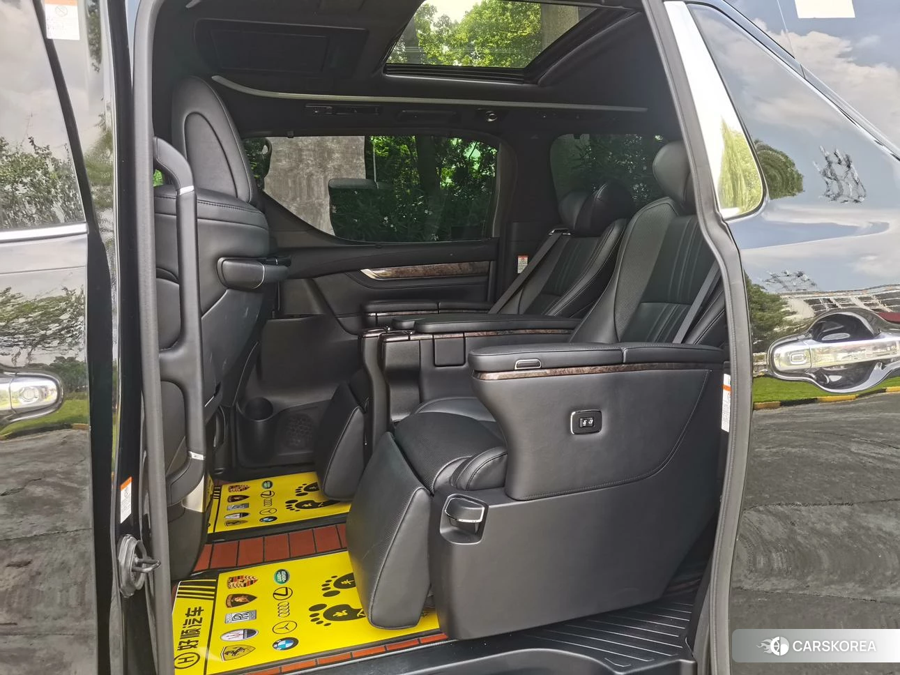 Toyota Wilfa id 4426889 из Китая 13