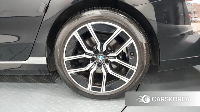 BMW 7 Series (G70) id 4630810 из Кореи 13