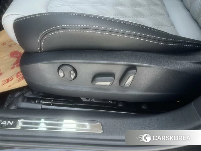 Volkswagen Magotan id 4277806 из Китая 13