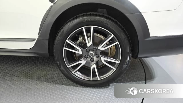 Volvo V90 Cross-Country id 4785626 из Кореи 13