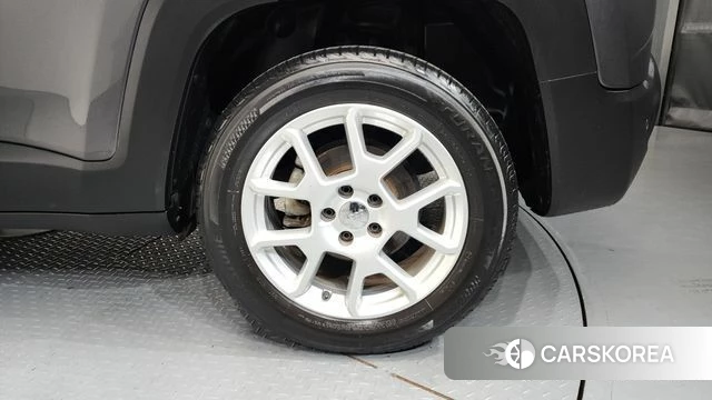 Jeep Renegade id 4604999 из Кореи 13