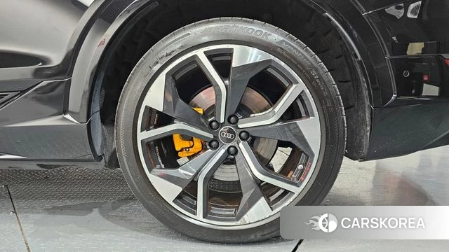 Audi e-Tron id 4566354 из Кореи 13