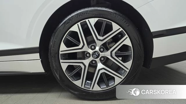 Hyundai Grandeur (GN7) id 4408804 из Кореи 13