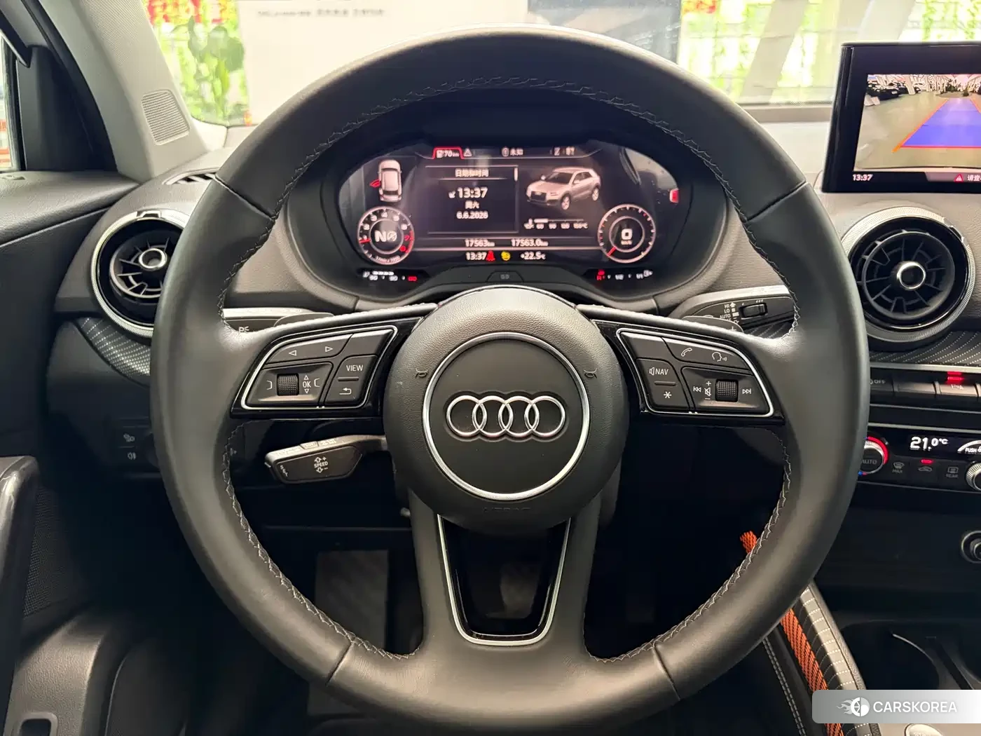 Audi Q2L id 4589284 из Китая 13