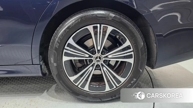 Mercedes-Benz E-Class W214 id 4739450 из Кореи 13