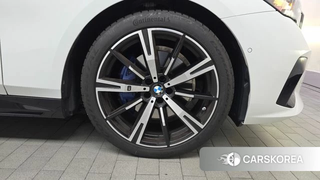 BMW 5 Series (G60) id 4427355 из Кореи 13