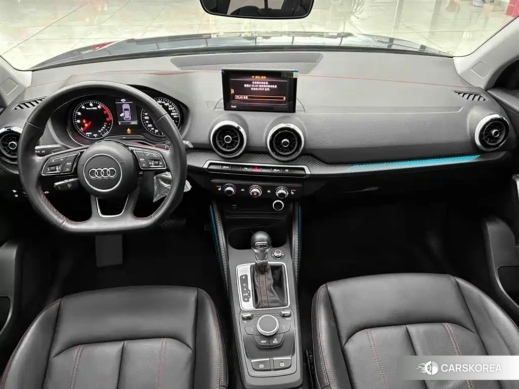 Audi Q2L id 4628405 из Китая 13
