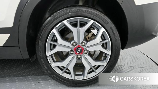 Kia Seltos id 4339061 из Кореи 13