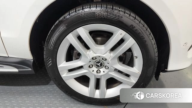 Mercedes-Benz GLE - Class W166 id 4295006 из Кореи 13