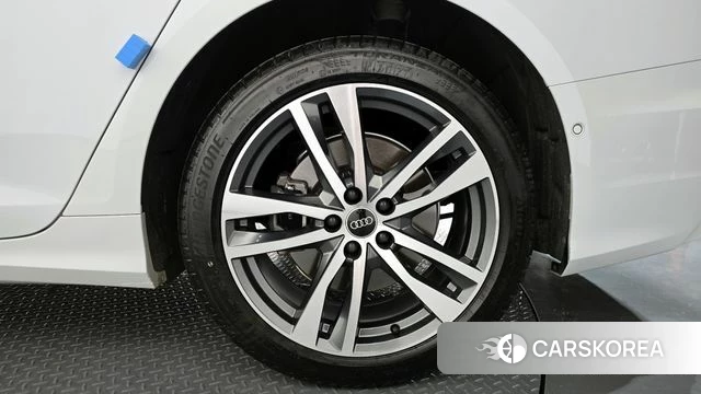 Audi A6 (C8) id 4292508 из Кореи 13