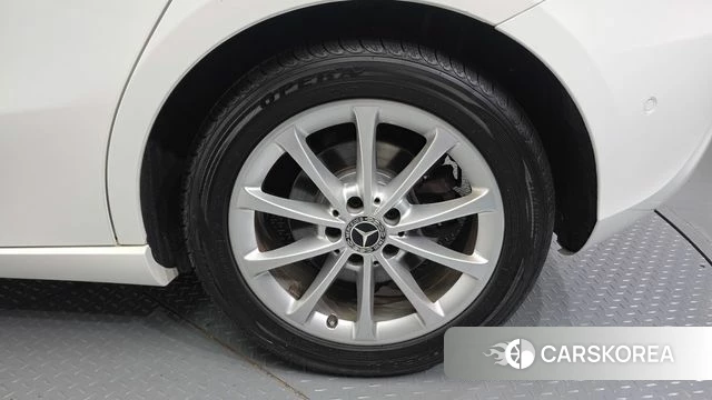 Mercedes-Benz A-Class W177 id 4882096 из Кореи 13