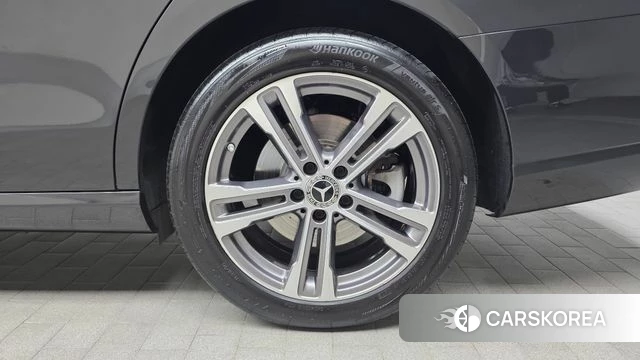Mercedes-Benz E-Class W213 id 4793151 из Кореи 13